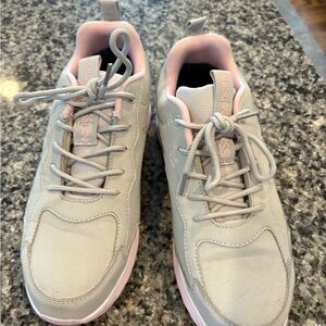 Women's Steel Toe Sneakers in Light Gray and Pink